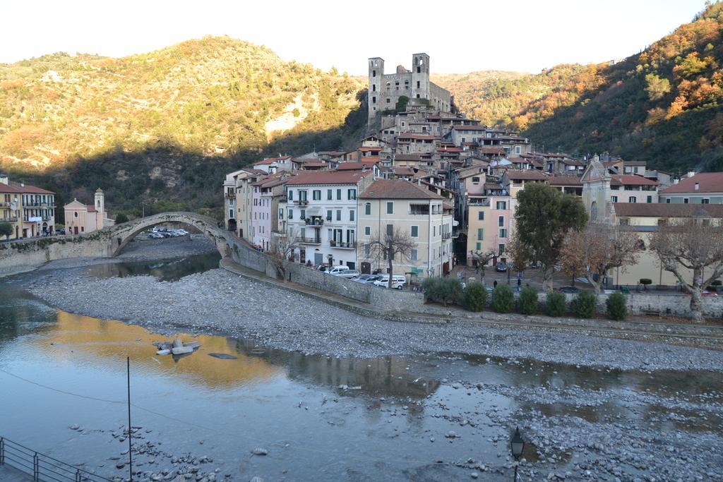 Al Ponte Vecchio Apartment Dolceacqua Luaran gambar